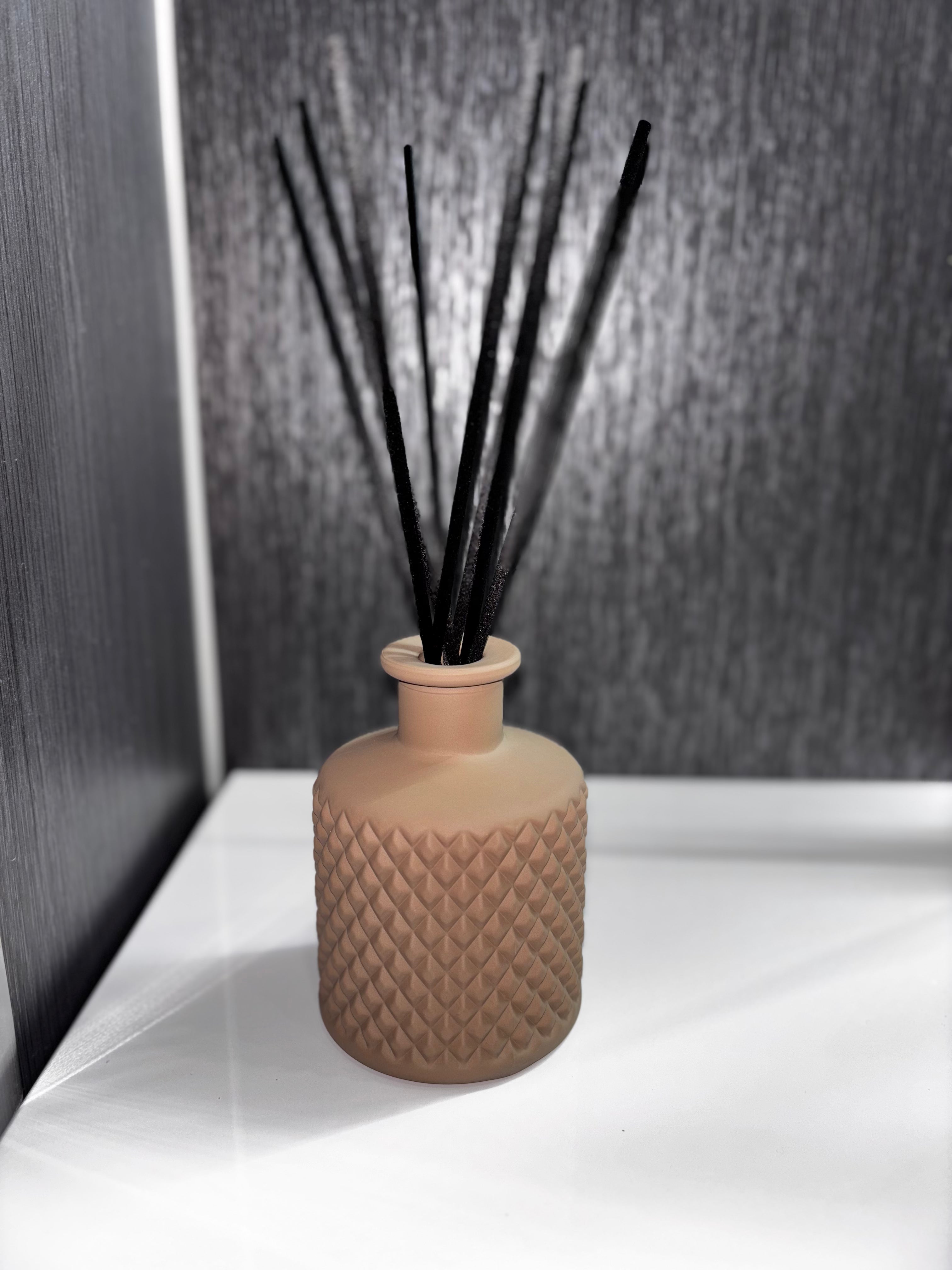 Reed Diffuser Vessel in ‘Cafe’